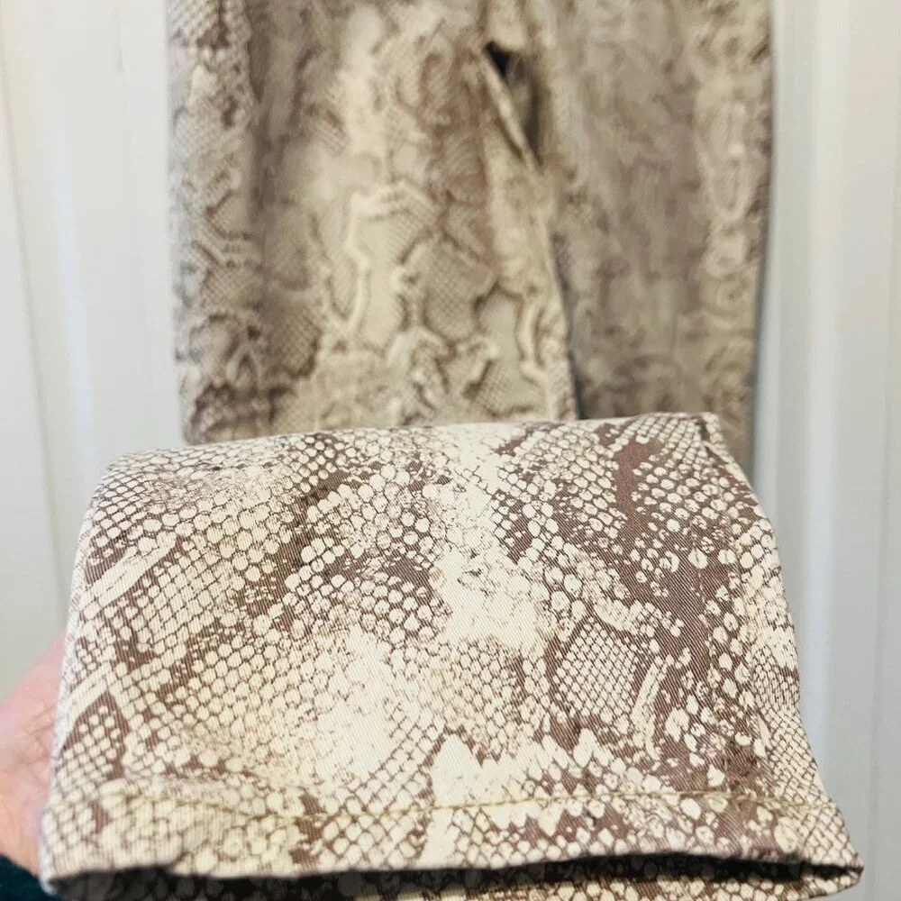 White House Black Market-Women's Snake Skin Print-High Rise Ankle Pants-Stretch - Picture 5 of 16